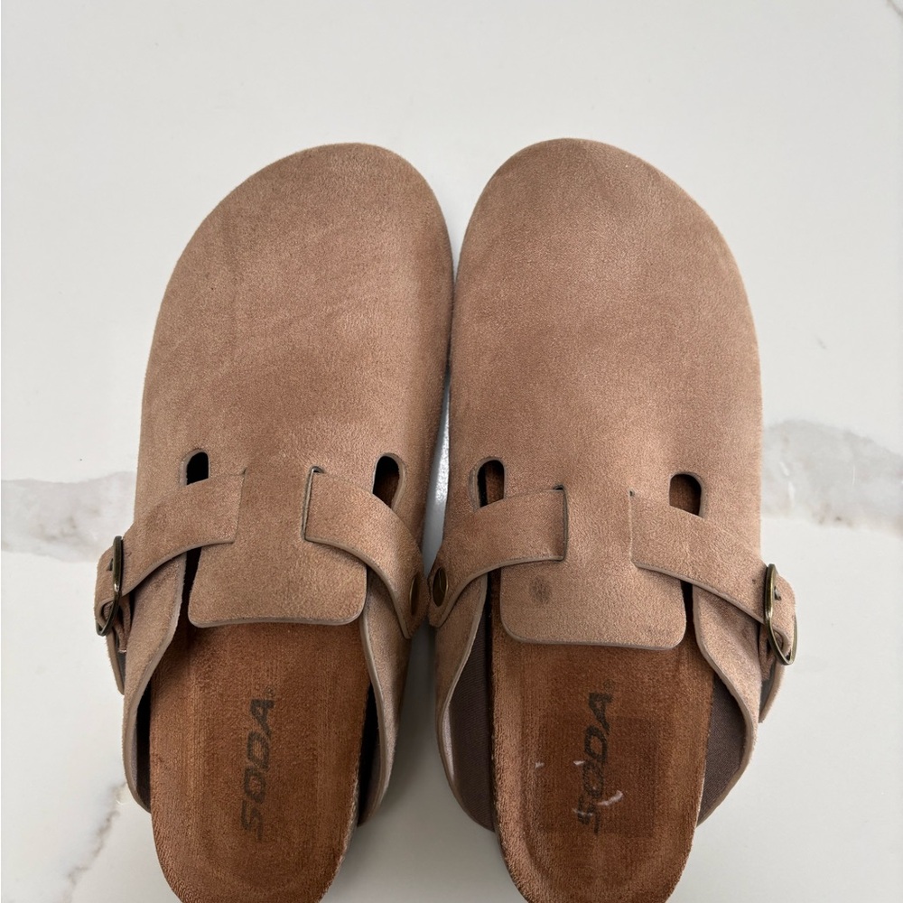 Soda Women's Brown Mules